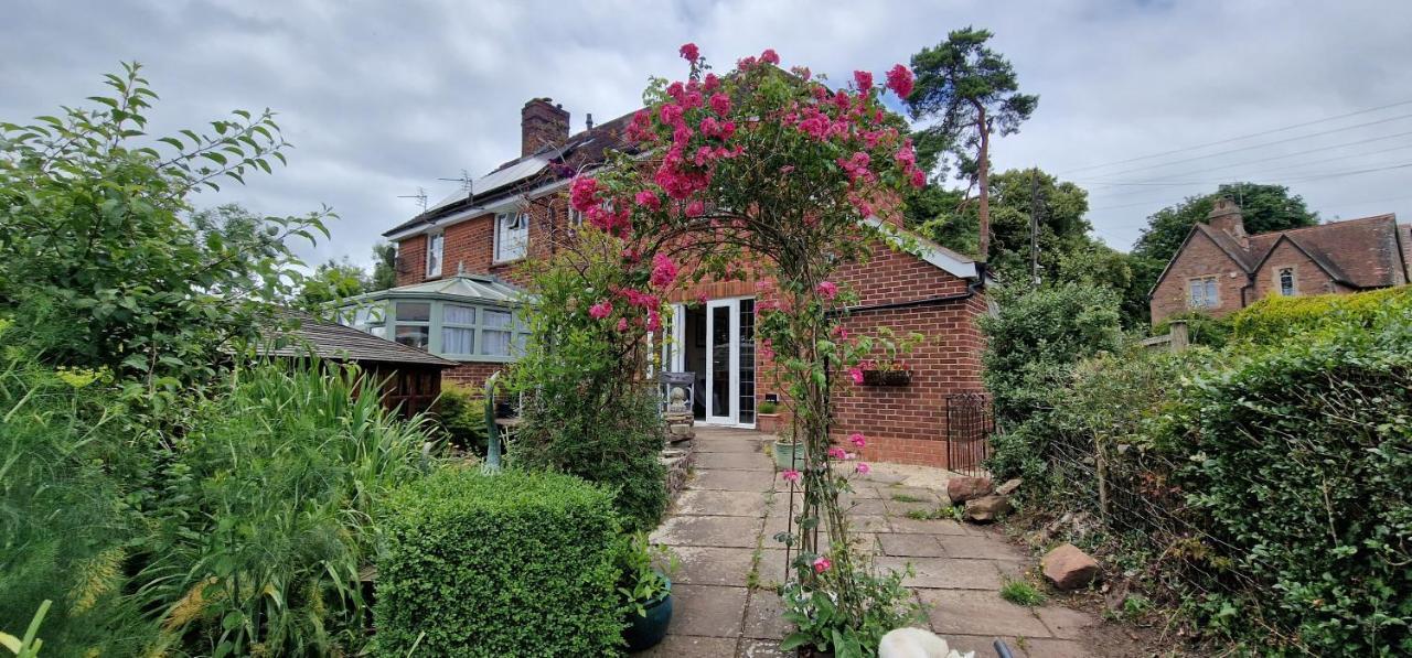 Koi Pond Annex Hotel Coleford  Exterior photo